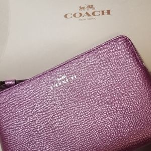 Coach wristlet lilac